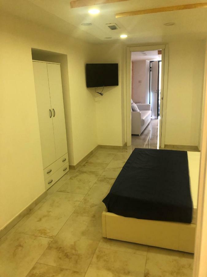 Sole House Apartment Napoli Exterior foto